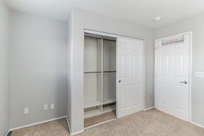 5br/3ba Home - King Beds - Fast Wifi 5 Bedroom Home by RedAwning