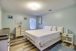 Inviting Savannah Vacation Rental w/ Game Room!