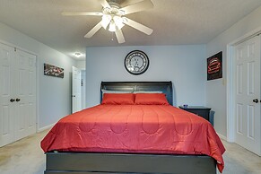 Lovely Decatur Home w/ Yard ~ 6 Mi to Town!