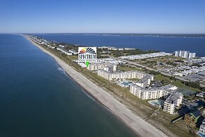 Summer Winds 231-b 3 Bedroom Condo by RedAwning