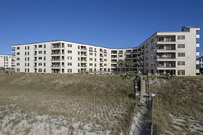 Summer Winds 231-b 3 Bedroom Condo by RedAwning