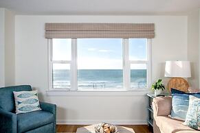 Summer Winds 231-b 3 Bedroom Condo by RedAwning