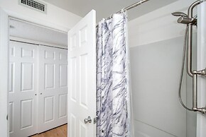 Summer Winds 231-b 3 Bedroom Condo by RedAwning