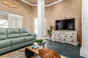 Serenity By The Sea - 317 Audubon 5 Bedroom Home by RedAwning