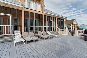 Serenity By The Sea - 317 Audubon 5 Bedroom Home by RedAwning