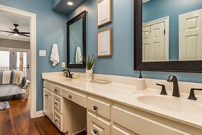 Serenity By The Sea - 317 Audubon 5 Bedroom Home by RedAwning