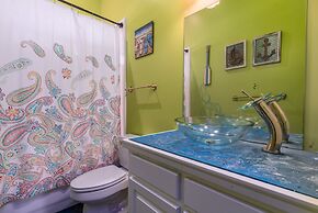 Serenity By The Sea - 317 Audubon 5 Bedroom Home by RedAwning