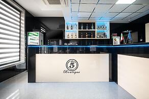 Hotel Boutique 5