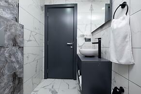 Fly Point Airport Hotel