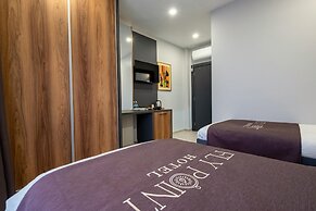 Fly Point Airport Hotel