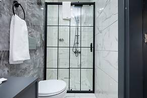 Fly Point Airport Hotel