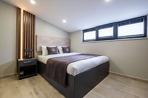 Fly Point Airport Hotel