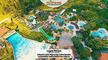 Náutico Flat Caldas Novas, com 1 dia de acesso ao Náutico Praia Clube 