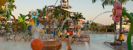 Náutico Flat Caldas Novas, com 1 dia de acesso ao Náutico Praia Clube 