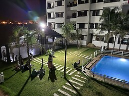 Luxurious Scandinavian-style pool & play