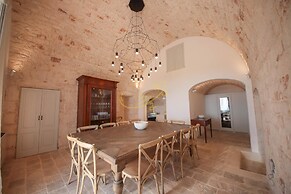 TD Casale Donna Madia Sea View Pool Over Vineyard