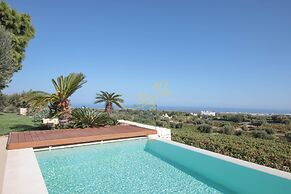 TD Casale Donna Madia Sea View Pool Over Vineyard