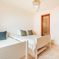 Awesome Bungallow w Pool BBQ in Green Village CC