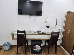 Hoàng Gia Hotel Royal