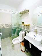 Hoàng Gia Hotel Royal