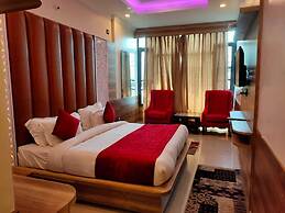 Hotel Grand Hill