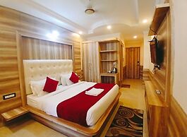 Hotel Grand Hill