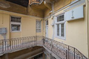 Venus Apartments - Broadway I