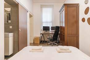 Venus Apartments - Broadway I