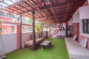 U.R.D.Ki You are the key Hostels