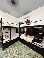 U.R.D.Ki You are the key Hostels