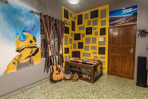 U.R.D.Ki You are the key Hostels