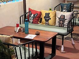 U.R.D.Ki You are the key Hostels