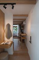 Zeus Living Central Hotel