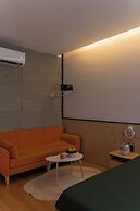 Zeus Living Central Hotel