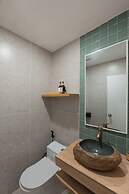 Zeus Living Central Hotel