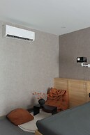 Zeus Living Central Hotel