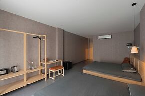 Zeus Living Central Hotel