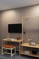 Zeus Living Central Hotel