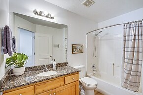 Charming Orem Townhome: 5 Mi to Byu!