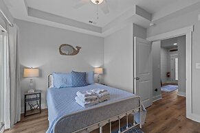 Terminal Sea 3 Bedroom Townhouse by RedAwning