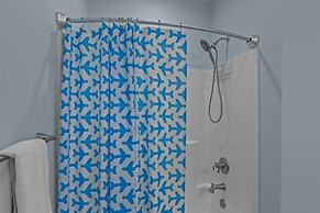 Terminal Sea 3 Bedroom Townhouse by RedAwning