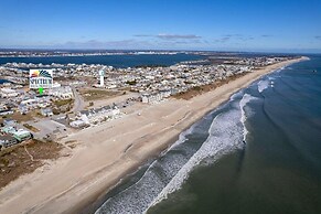 Terminal Sea 3 Bedroom Townhouse by RedAwning