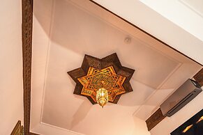 RIAD L'ECOLE