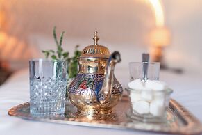 RIAD L'ECOLE