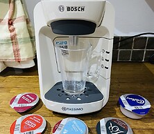 Log Burner and Beamed Ceilings-king Size Bed