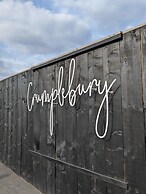 Log Burner and Beamed Ceilings-king Size Bed