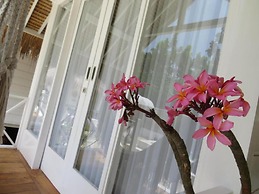 Love Coconut Bungalow