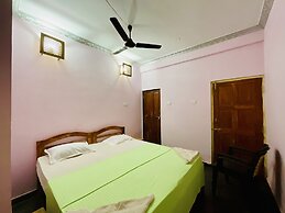 Thomas Ashwem x One Light Stays