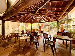 Thomas Ashwem x One Light Stays