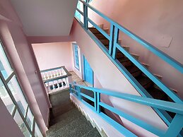 Thomas Ashwem x One Light Stays